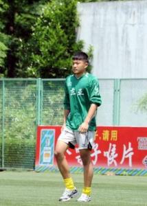 施晓东