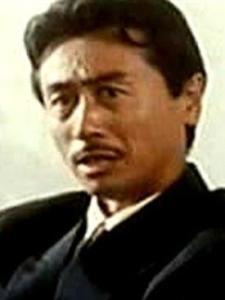 鹿村泰祥