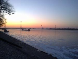 夜幕下美丽的哈尔滨