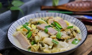 河蚌炖肉