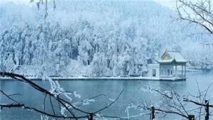 湖心亭看雪