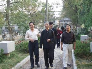 王梓坤院士视察吉安三中
