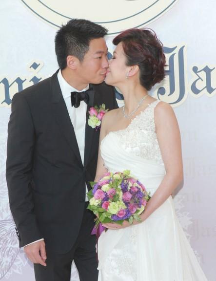 陶钰玉的老公结婚照图片