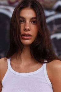 卡米拉·莫罗尼 - 搜狗百科