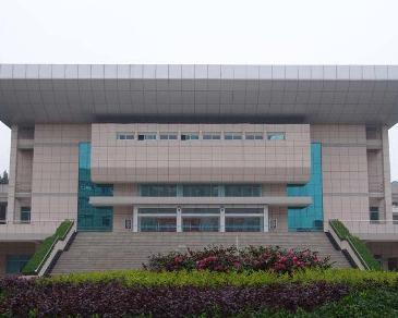 浙江省仙居中学是省一级重点中学,创建于1925年