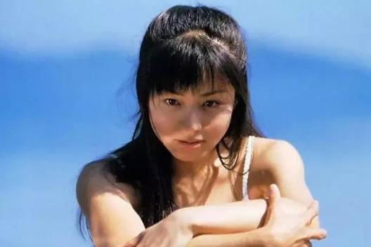 城麻美(日本女演员、模特)_搜狗百科