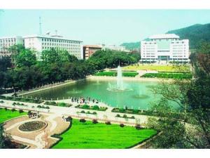 中南大学研究生院