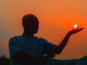 晏西征