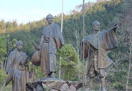 脱藩的雕像
