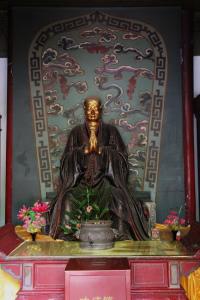 竺法兰大师像