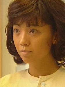 邓萃雯