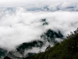 幕阜山