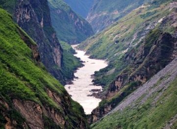 虎跳峡