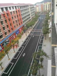 干净整洁的街道