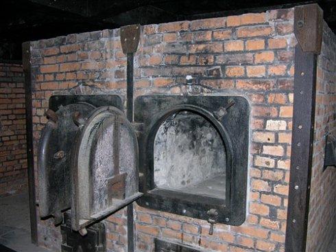 老式火葬场焚烧炉图片