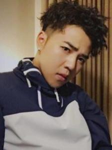 朱兴东