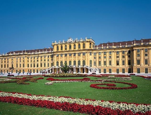 維也納(vienna),奧地利首都,奧地利最大城市,全國9個聯邦州之一,被譽