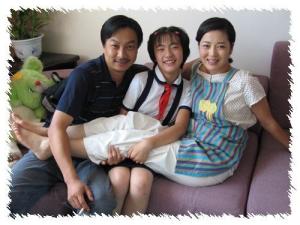 黑金地的女人图册