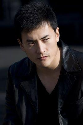 全部版本 历史版本 赫子铭,中国内地男演员,1982年出生于,毕业于,内地