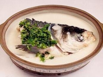 天目湖砂锅鱼头