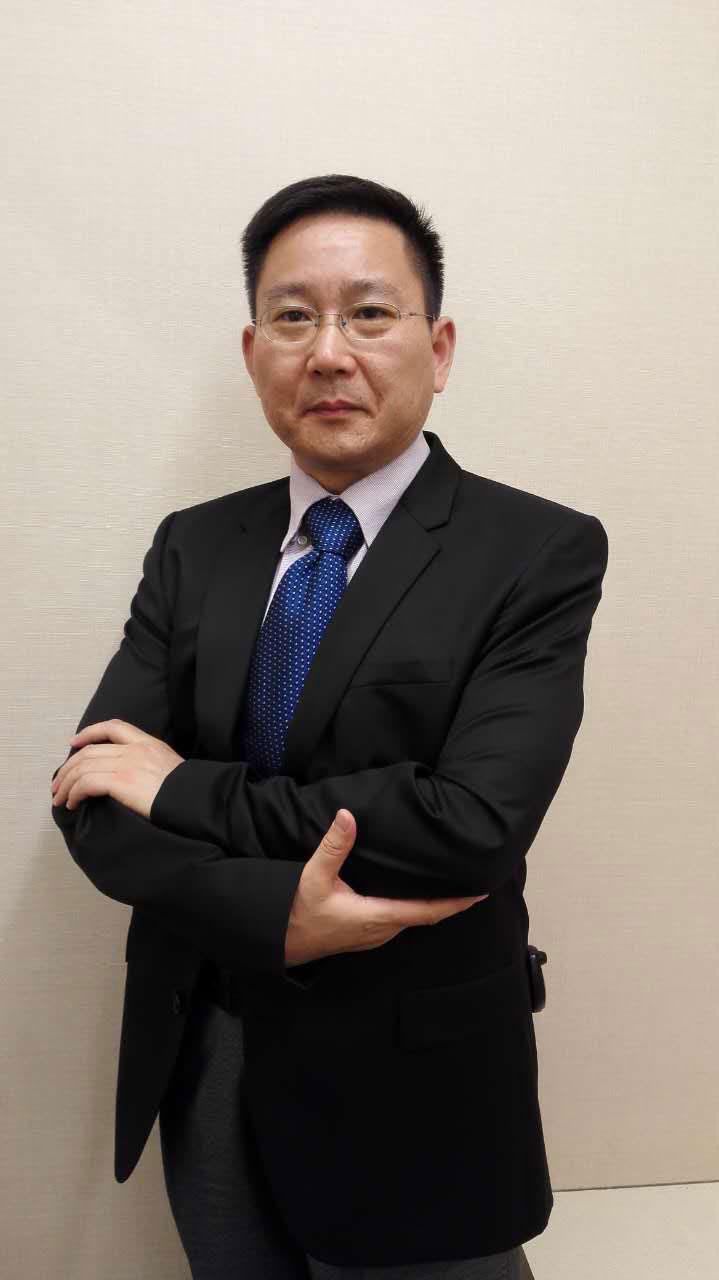 现任清华大学副教授.