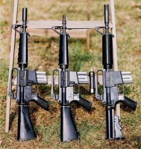 CAR-15冲锋枪