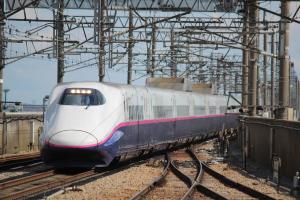 新干线e1系新干线e1系电力动车组:1994年投入使用,营运最高时速为240