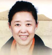 主演 董玲