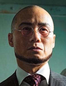 黄荣亮 饰演 雨果·斯特兰奇