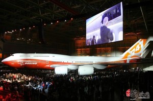 波音747-8下线