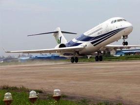 ARJ21-700完成首次城际飞行