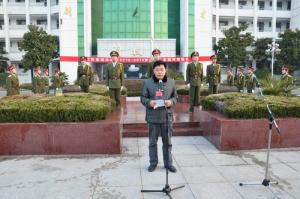 泗洪中学校长黄振宇