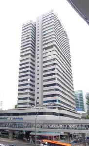 科士威独栋的26层办公大厦