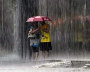 暴雨
