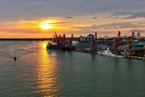 儋州市洋浦港