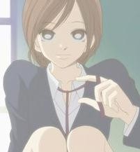 山本奈奈