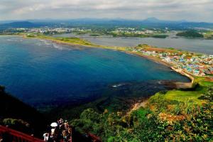 蜜山岛