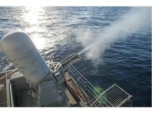 布什号航空母舰上的密集阵近防武器系统