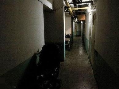 蜗居地下室