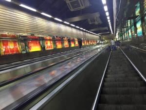 皇冠大扶梯