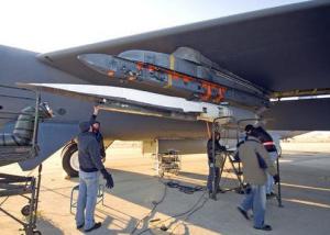 B-52携带的X-51高速飞行器