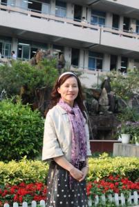 现任副校长杨丽霞