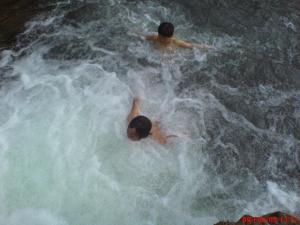 贵州省中水镇银水村出水洞