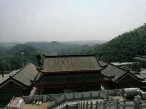 荆竹山圣水禅寺全貌