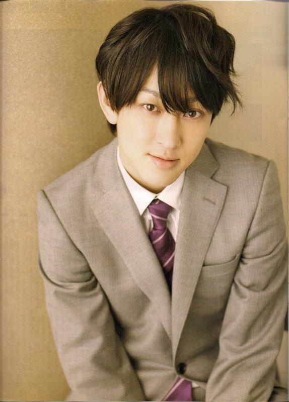 关8(日本男子组合)