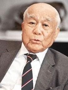 何善衡