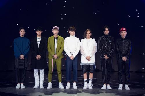 bio在七位男团成员诞生之后,一个新的大势男团"mr.bio"也正式成立.