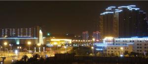 无锡卫校东校区(右)夜景