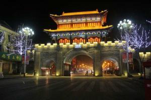 '中原第一古镇"——赊店古镇夜景