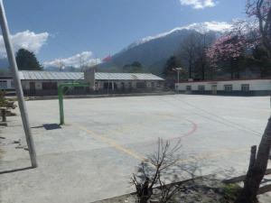 2014年6月时格当乡小学位一角2